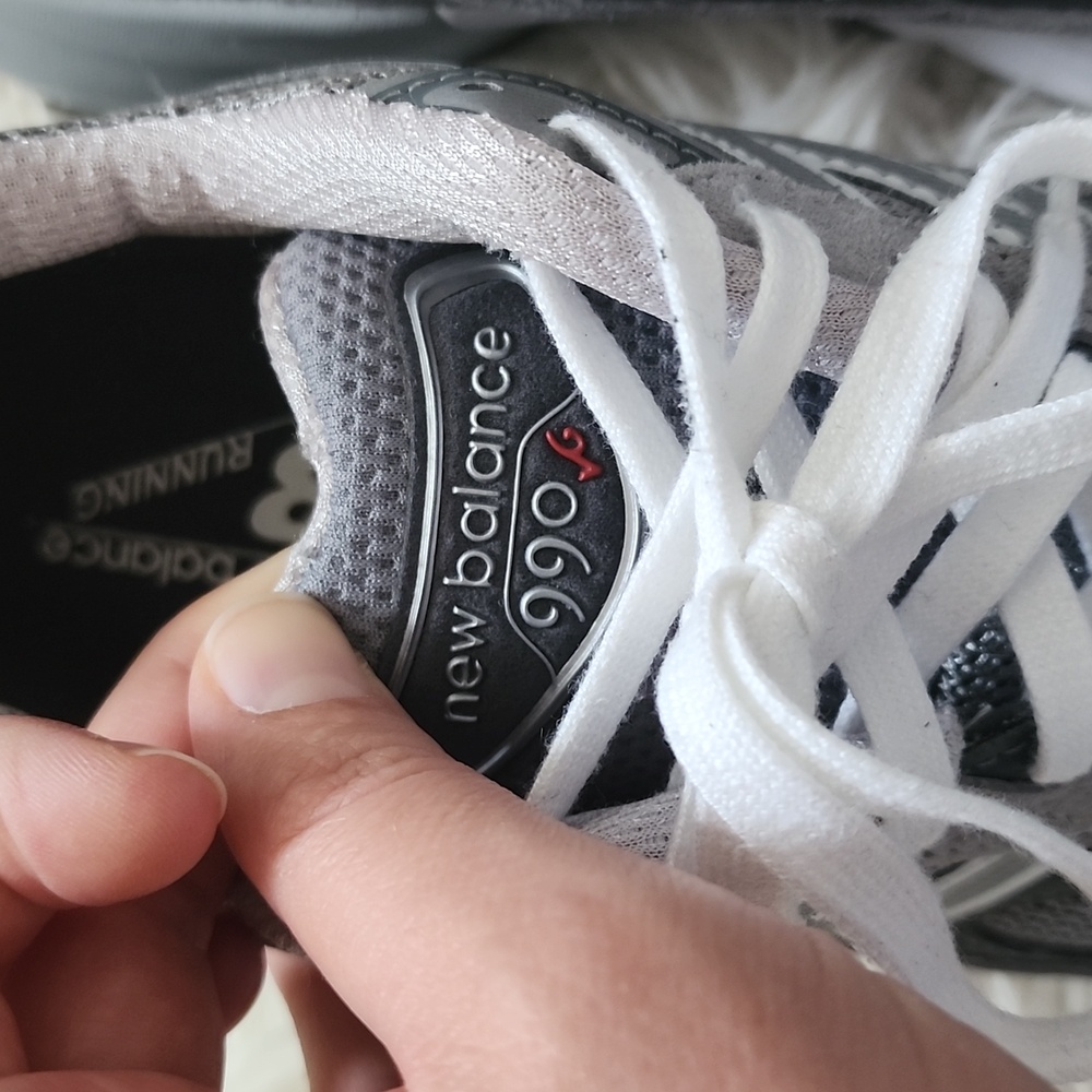 New Balance 990v6 Shoes - Picture 14 of 14